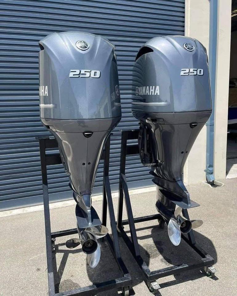Yamaha Outboard Engine