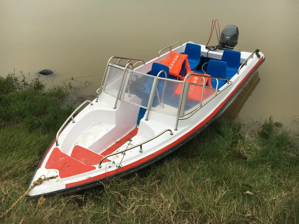 Yellow and Red Fiberglass Motor Boat, durable FRP speed boat