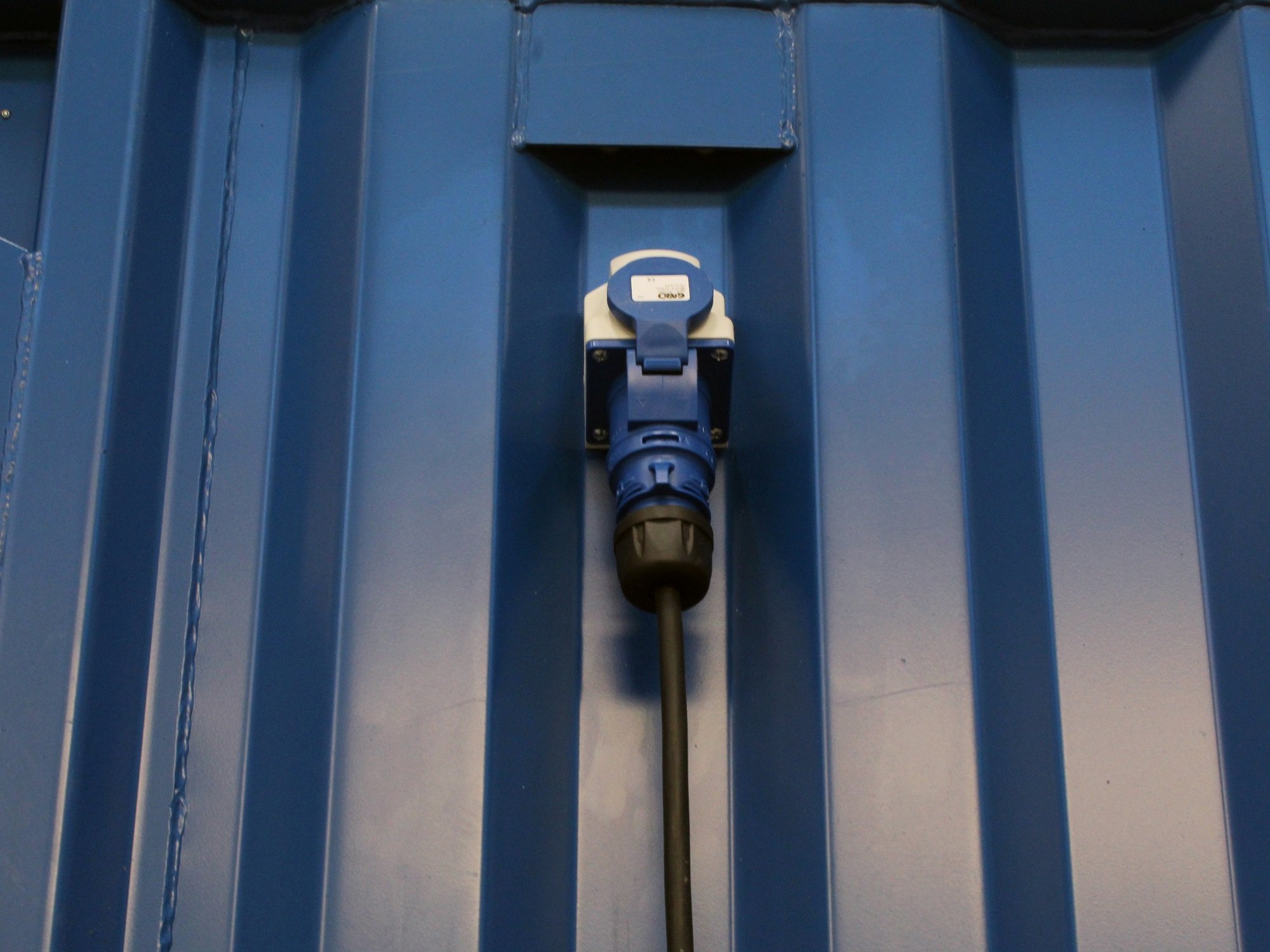 10′ insulated container