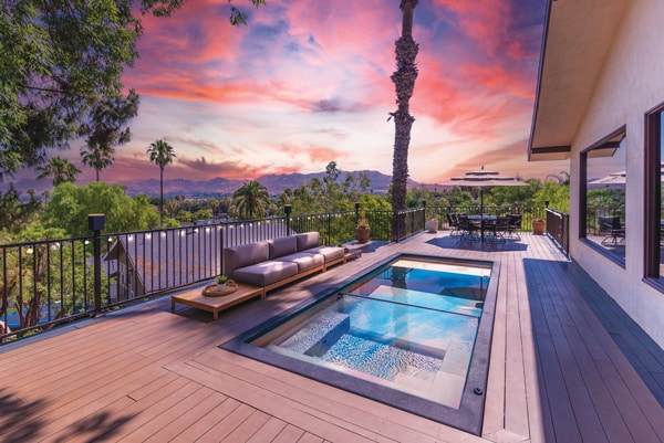 Container Pool In A Deck